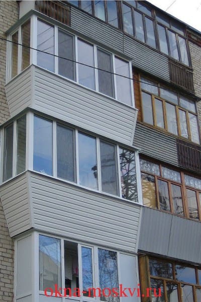 два выносных балкона 